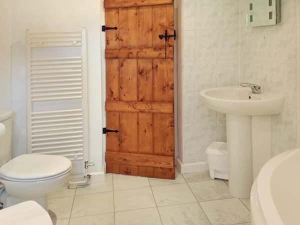 73 Ravensdale Cottages Millers Dale Bagian luar foto